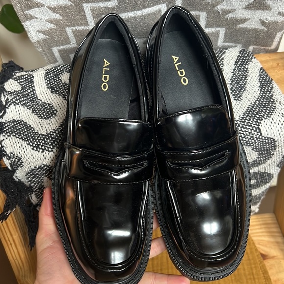 ALDO loafers. - Picture 2 of 6